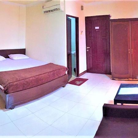 Hotel Aroma Inn Pontianak Zewnętrze zdjęcie