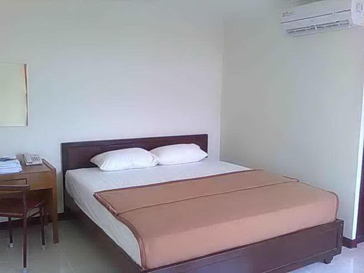Hotel Aroma Inn Pontianak Zewnętrze zdjęcie