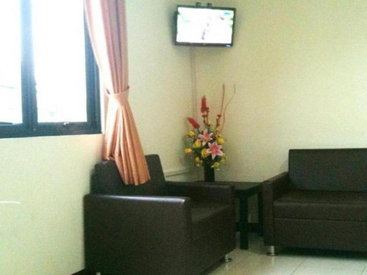 Hotel Aroma Inn Pontianak Zewnętrze zdjęcie